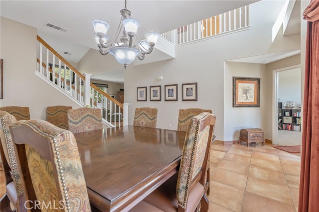 Detail Gallery Image 9 of 75 For 6030 W Country Ct, Visalia,  CA 93277 - 4 Beds | 2/1 Baths