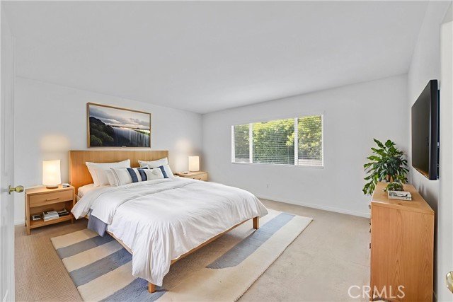 15 Birchwood, Irvine CA: https://media.crmls.org/medias/f6b451af-bf04-4ced-bfcd-40d1958c11dc.jpg