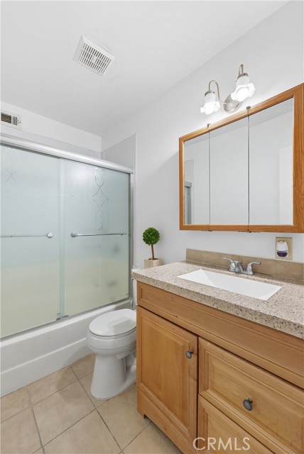 43327 Echard Avenue, Lancaster CA: https://media.crmls.org/medias/f6b46305-4da8-4e69-abef-8bc9548f273a.jpg