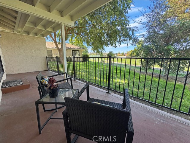 128 Flag Way, Paso Robles CA: https://media.crmls.org/medias/f6b48bab-6225-4199-9724-5451139914d2.jpg
