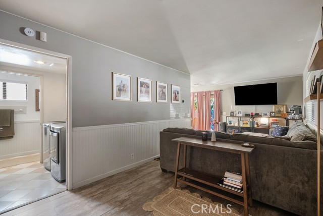 Detail Gallery Image 5 of 49 For 304 S Minnesota, Glendora,  CA 91741 - 5 Beds | 3/2 Baths