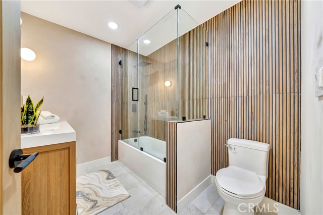 5534 Pattilar Avenue, Woodland Hills CA: https://media.crmls.org/medias/f6b50053-85a5-40ae-a515-00b9aeedf6cd.jpg