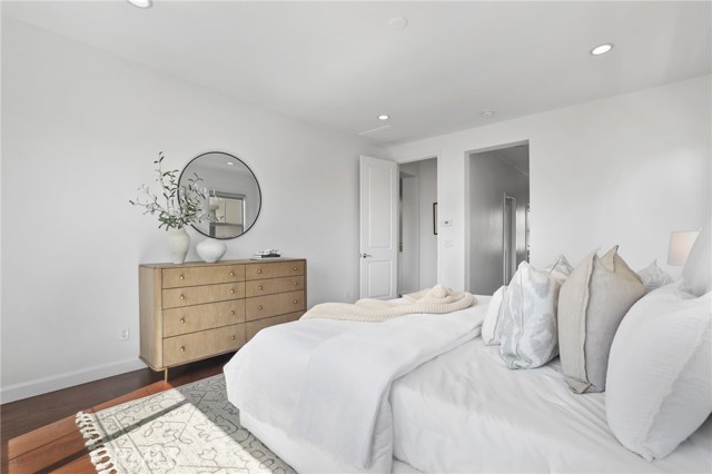 12 Gardenia, Lake Forest CA: https://media.crmls.org/medias/f6b517e0-a268-443a-af23-b63365e026da.jpg