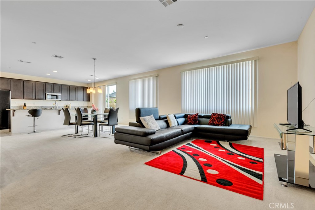 MLS #AR25100495 img 7