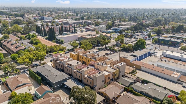 Detail Gallery Image 42 of 44 For 53 N Oak Ave #6,  Pasadena,  CA 91107 - 3 Beds | 3 Baths