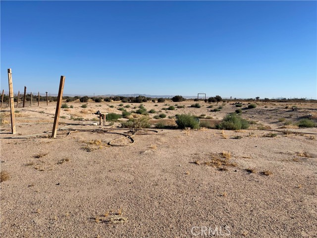 Detail Gallery Image 27 of 43 For 45125 Mendocino Rd, Newberry Springs,  CA 92365 - 5 Beds | 3 Baths