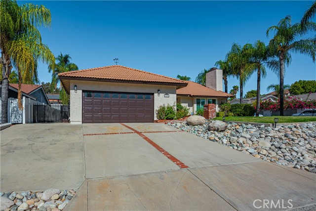 Detail Gallery Image 12 of 74 For 23200 Canyon Lake Dr, Canyon Lake,  CA 92587 - 4 Beds | 2 Baths