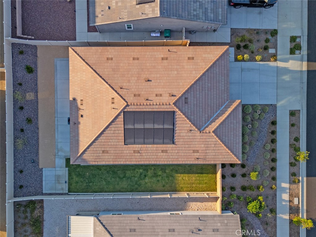 https://media.crmls.org/medias/f6b65d61-7b70-45f2-ac8d-85cca6e35234.jpg?preset=X-Large