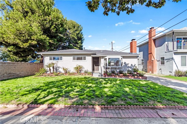 2723 Fisk, Redondo Beach CA: https://media.crmls.org/medias/f6b6f638-1249-451c-b84e-f5e8acf262bd.jpg