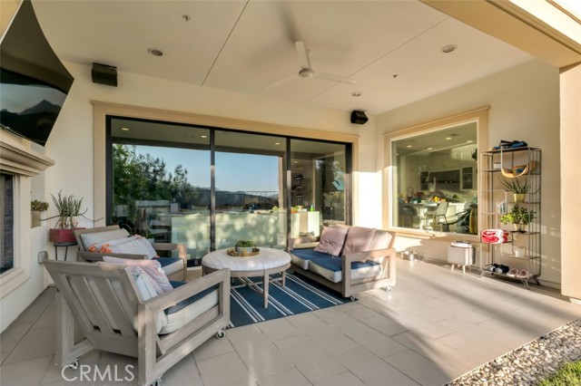 11929 Ricasoli Way, Porter Ranch CA: https://media.crmls.org/medias/f6b70859-c46b-4e4e-92a7-aa7780b2376c.jpg