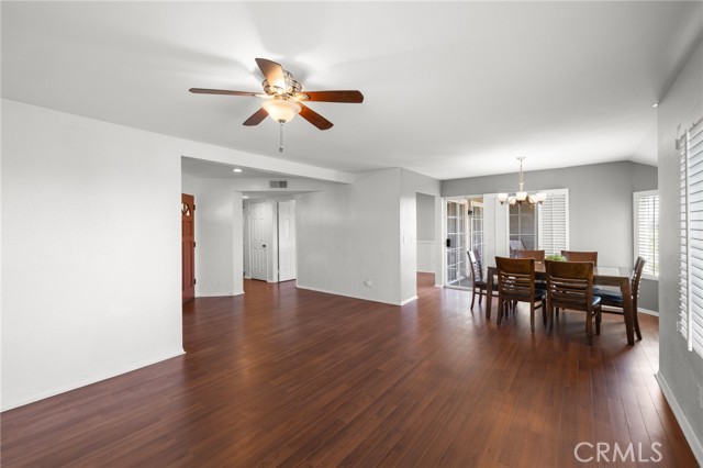 Detail Gallery Image 5 of 39 For 1053 Lakeview, Azusa,  CA 91702 - 2 Beds | 2 Baths