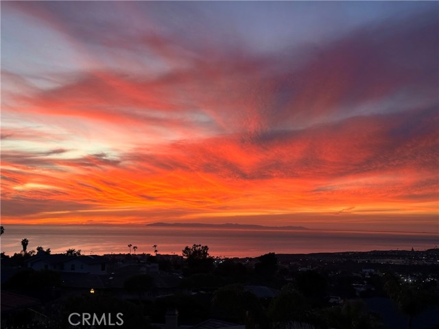 703 Avenida Presidio, San Clemente CA: https://media.crmls.org/medias/f6b8c4f9-855e-418d-b0c9-ed75ce9e658e.jpg