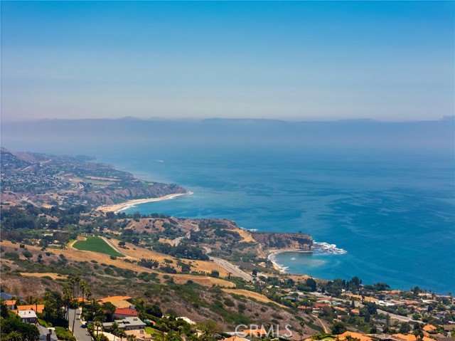 30243 Avenida Selecta, Rancho Palos Verdes CA: https://media.crmls.org/medias/f6b92b11-ff31-4e07-ac54-b89521bb5804.jpg