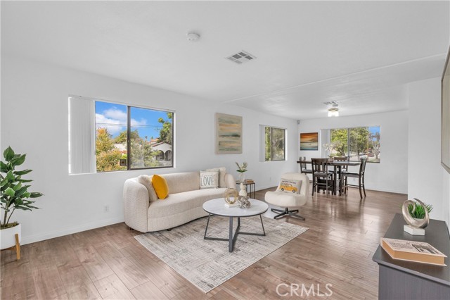 Detail Gallery Image 2 of 10 For 200 S Electric Ave a,  Alhambra,  CA 91801 - 3 Beds | 2/1 Baths