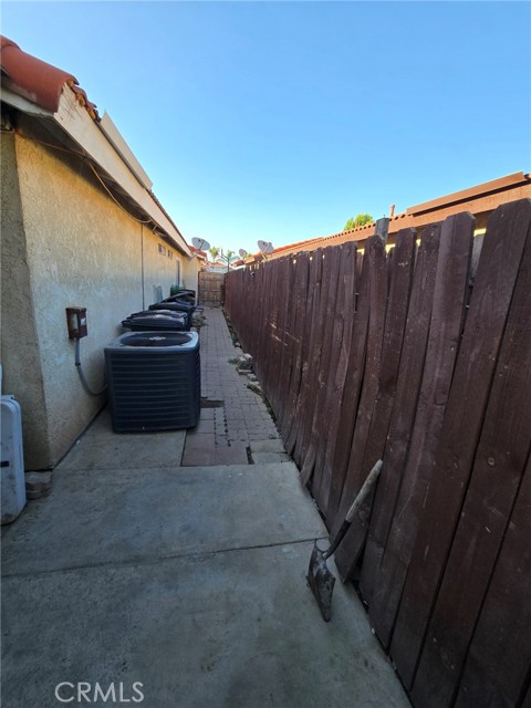 1888 Union Street, Colton CA: https://media.crmls.org/medias/f6bb2591-b926-4ea6-9634-96db224b12ec.jpg