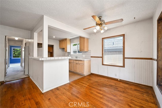 2800 Oak Avenue, Manhattan Beach, California 90266, 3 Bedrooms Bedrooms, ,1 BathroomBathrooms,Residential,Sold,Oak,OC23133532