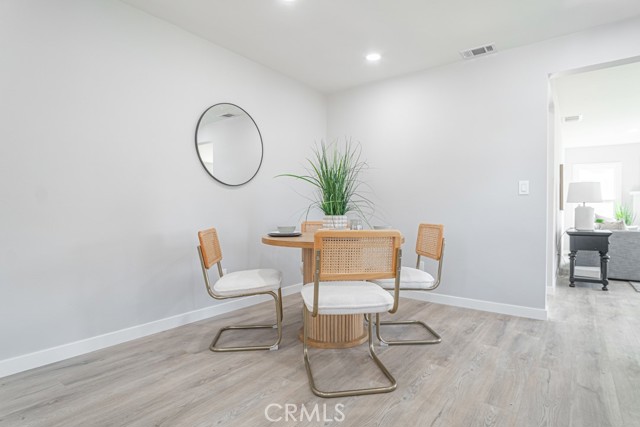 140 S Thompson Street, Hemet CA: https://media.crmls.org/medias/f6bce4fb-5249-41af-a117-e5aaeaa842b6.jpg
