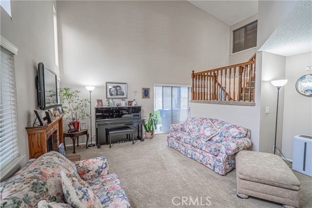 Detail Gallery Image 16 of 22 For 23732 via Tomas, Valencia,  CA 91355 - 3 Beds | 3 Baths