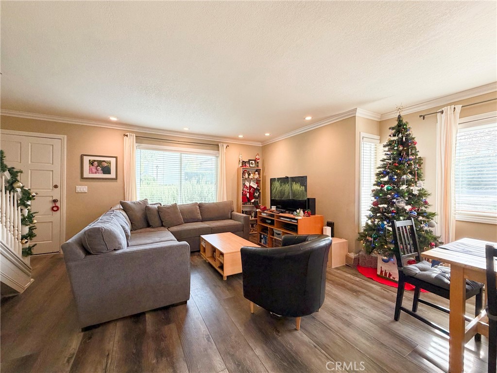 MLS #SR25276114 image #1