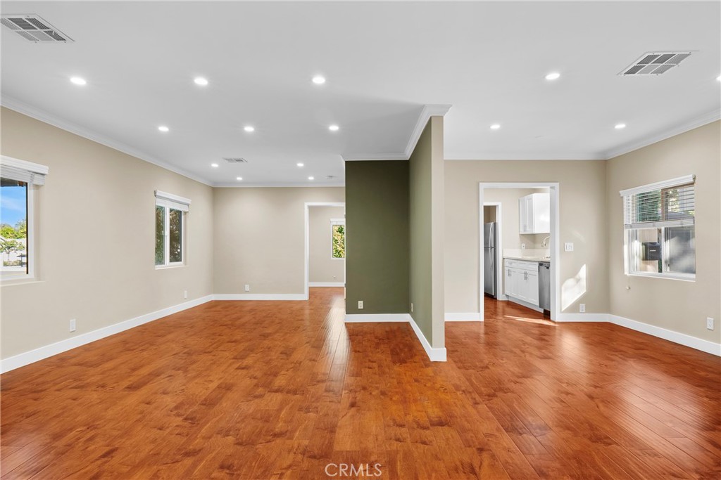 MLS #SR25266728 image #2