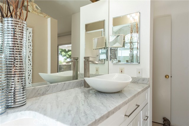 1224 Mallorca Street, Upland CA: https://media.crmls.org/medias/f6bf49cb-56bb-4394-8b93-991abae44866.jpg