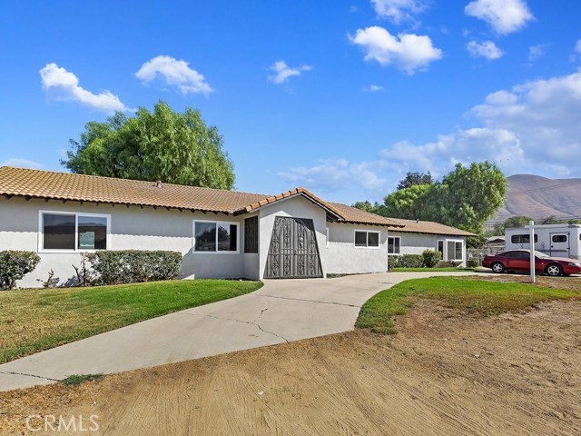 333 Greentree Rd, Norco, CA 92860