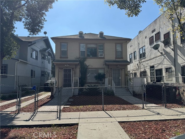 918 41st Street, Los Angeles, California 90037, ,Multi-Family,For Sale,41st,PW25048734