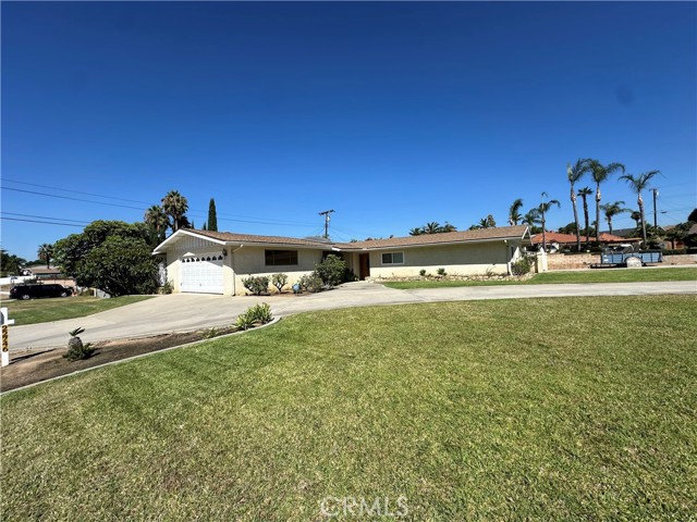 Detail Gallery Image 2 of 41 For 22746 Arliss Dr, Grand Terrace,  CA 92313 - 3 Beds | 2 Baths