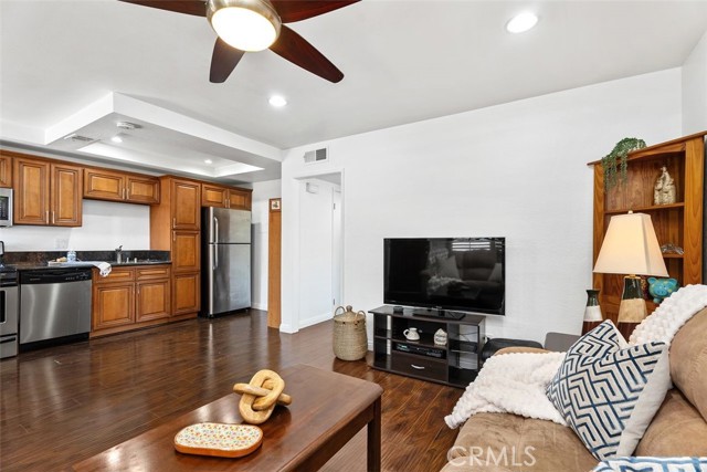 12526 Cuesta Drive, Cerritos CA: https://media.crmls.org/medias/f6c294d8-3f15-448d-9575-d915f57fe09a.jpg