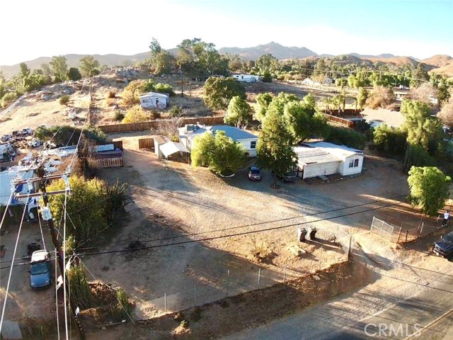 Detail Gallery Image 12 of 18 For 26805 Peach St, Perris,  CA 92570 - 2 Beds | 2/1 Baths