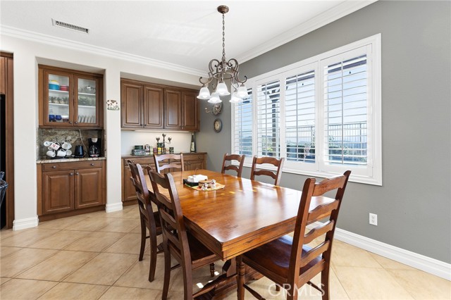 Detail Gallery Image 12 of 65 For 26732 Golden Cup Ct, Murrieta,  CA 92562 - 4 Beds | 4/1 Baths