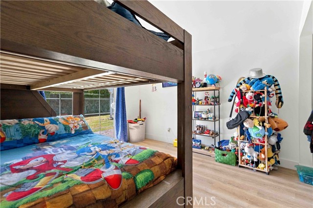 8633 Zelzah photo 55
