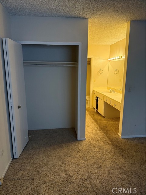Detail Gallery Image 16 of 23 For 5339 Newcastle Ave #103,  Encino,  CA 91316 - 2 Beds | 2 Baths