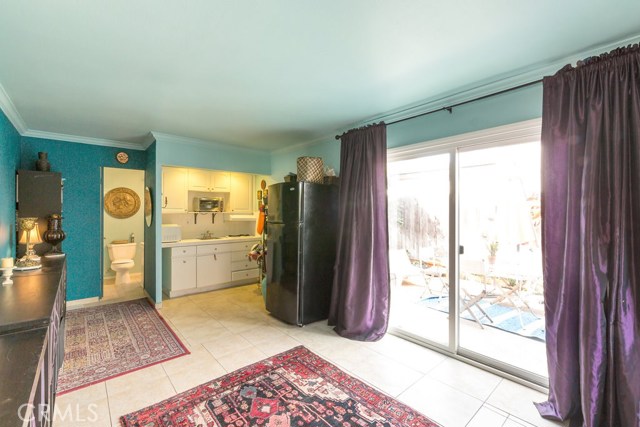 205 Lucia Avenue, Redondo Beach, California 90277, 7 Bedrooms Bedrooms, ,3 BathroomsBathrooms,Residential,Sold,Lucia,SB17052115