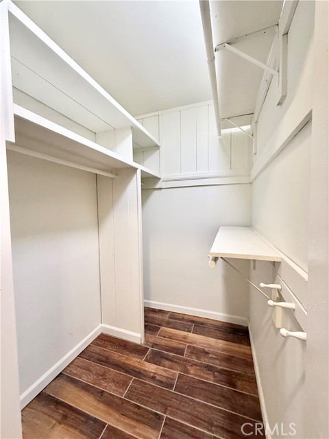 Detail Gallery Image 11 of 31 For 24 10th Ct, Hermosa Beach,  CA 90254 - 1 Beds | 1 Baths