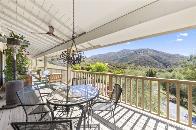 Detail Gallery Image 19 of 70 For 2103 Margarita Glen, Fallbrook,  CA 92028 - 6 Beds | 3/2 Baths