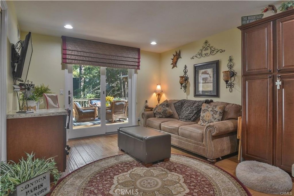 MLS #IG25244116 image #28