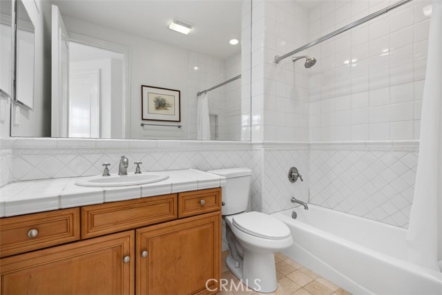 Detail Gallery Image 22 of 25 For 17 Colonial, Newport Beach,  CA 92660 - 5 Beds | 4/1 Baths