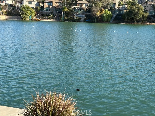 25855 Lake Shore Ln, Moreno Valley CA: https://media.crmls.org/medias/f6c8a71a-081a-443e-b470-52f48cdb636c.jpg