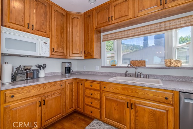 Detail Gallery Image 22 of 74 For 4497 E State Hwy 20, Nice,  CA 95464 - 4 Beds | 3 Baths