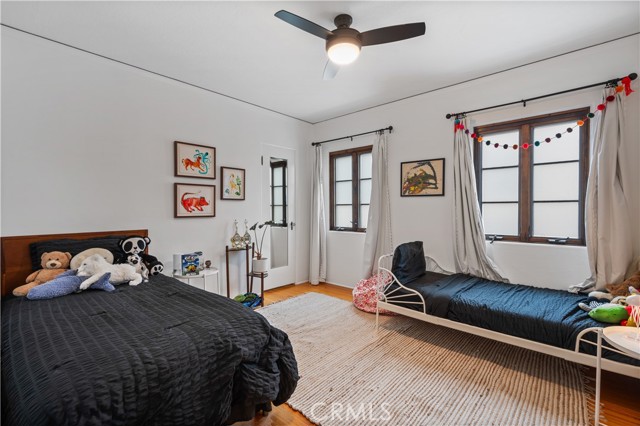 Detail Gallery Image 17 of 38 For 5022 E Broadway, Long Beach,  CA 90803 - 2 Beds | 2 Baths