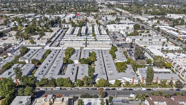 Detail Gallery Image 39 of 41 For 18555 Collins St #C18,  Tarzana,  CA 91356 - 2 Beds | 2 Baths