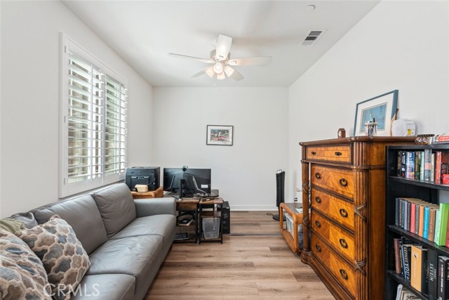 Detail Gallery Image 29 of 56 For 26219 Silver Birch, Menifee,  CA 92584 - 6 Beds | 4/1 Baths