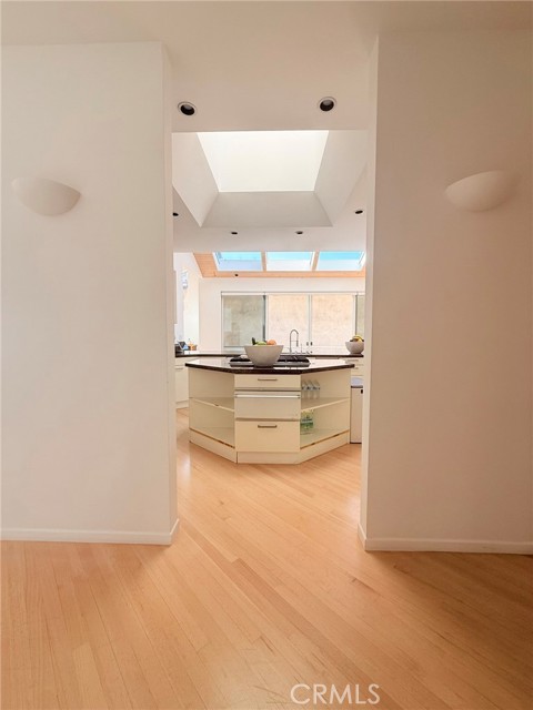 Detail Gallery Image 23 of 44 For 621 6th, Manhattan Beach,  CA 90266 - 3 Beds | 3/1 Baths