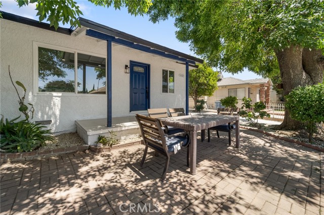 Detail Gallery Image 1 of 34 For 1123 Coronel St, San Fernando,  CA 91340 - 4 Beds | 3 Baths