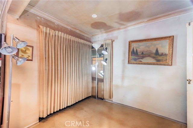 500 N Madison Avenue, Los Angeles CA: https://media.crmls.org/medias/f6cb9564-ea4c-48fb-880b-a55196042fdb.jpg