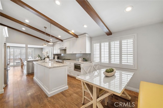Detail Gallery Image 9 of 38 For 9181 Sherry Cir, Huntington Beach,  CA 92646 - 4 Beds | 2 Baths