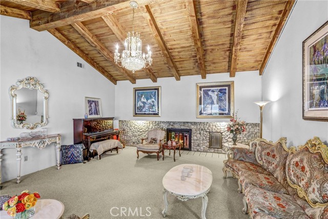 Detail Gallery Image 18 of 60 For 2376 Sunset Curv, Upland,  CA 91784 - 4 Beds | 3/1 Baths