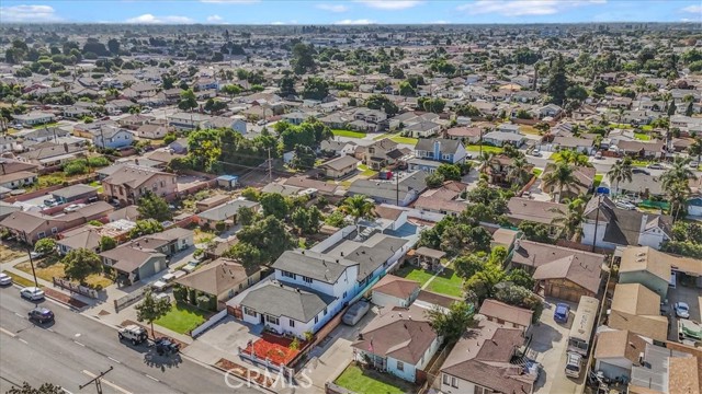 9452 Somerset Boulevard, Bellflower, California 90706, ,Multi-Family,For Sale,Somerset,DW24172573