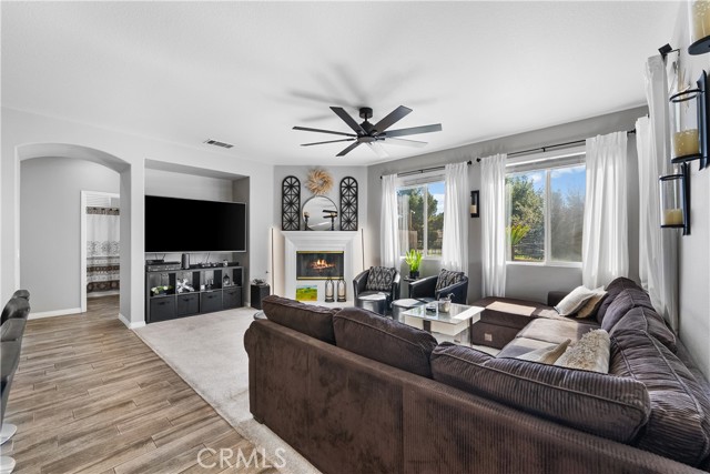 Detail Gallery Image 16 of 75 For 40637 Pinina Ct, Palmdale,  CA 93551 - 5 Beds | 4 Baths